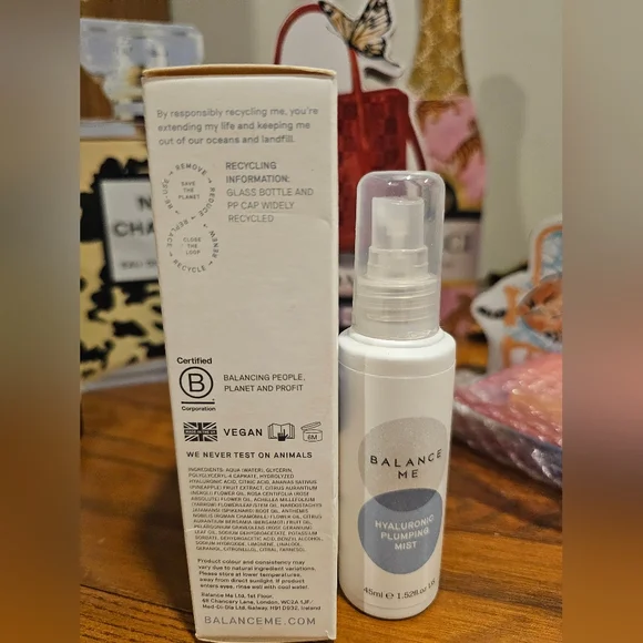 Nib! Balance me hyaluronic plumping mist 1.52 fl. Oz. For all skin types - Picture 3 of 5